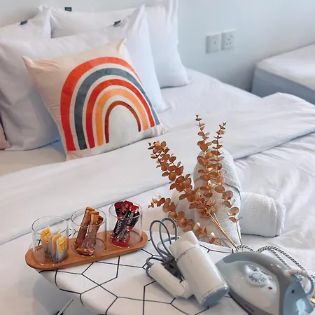 6Pax Suites Kl City Pavilion At Bukit Bintang Netflix & Wifi Kuala Lumpur Exterior photo