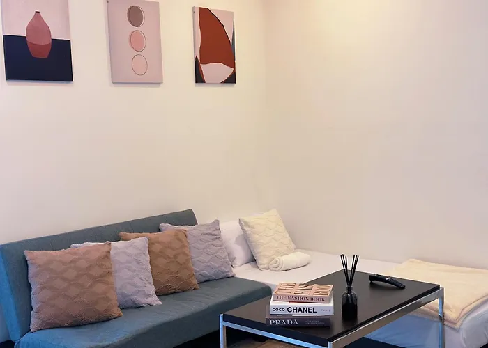 6Pax Suites Kl City Pavilion At Bukit Bintang Netflix & Wifi