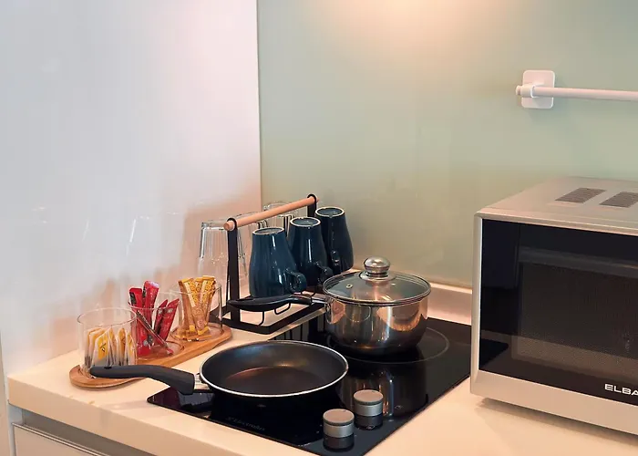 6Pax Suites Kl City Pavilion At Bukit Bintang Netflix & Wifi