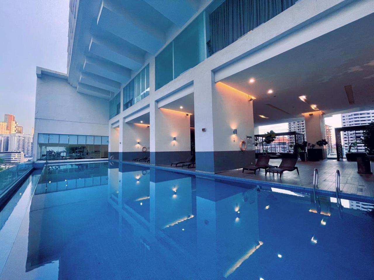6pax Kl Pavilion At Bukit Bintang Netflix & Wifi Apartment Kuala Lumpur