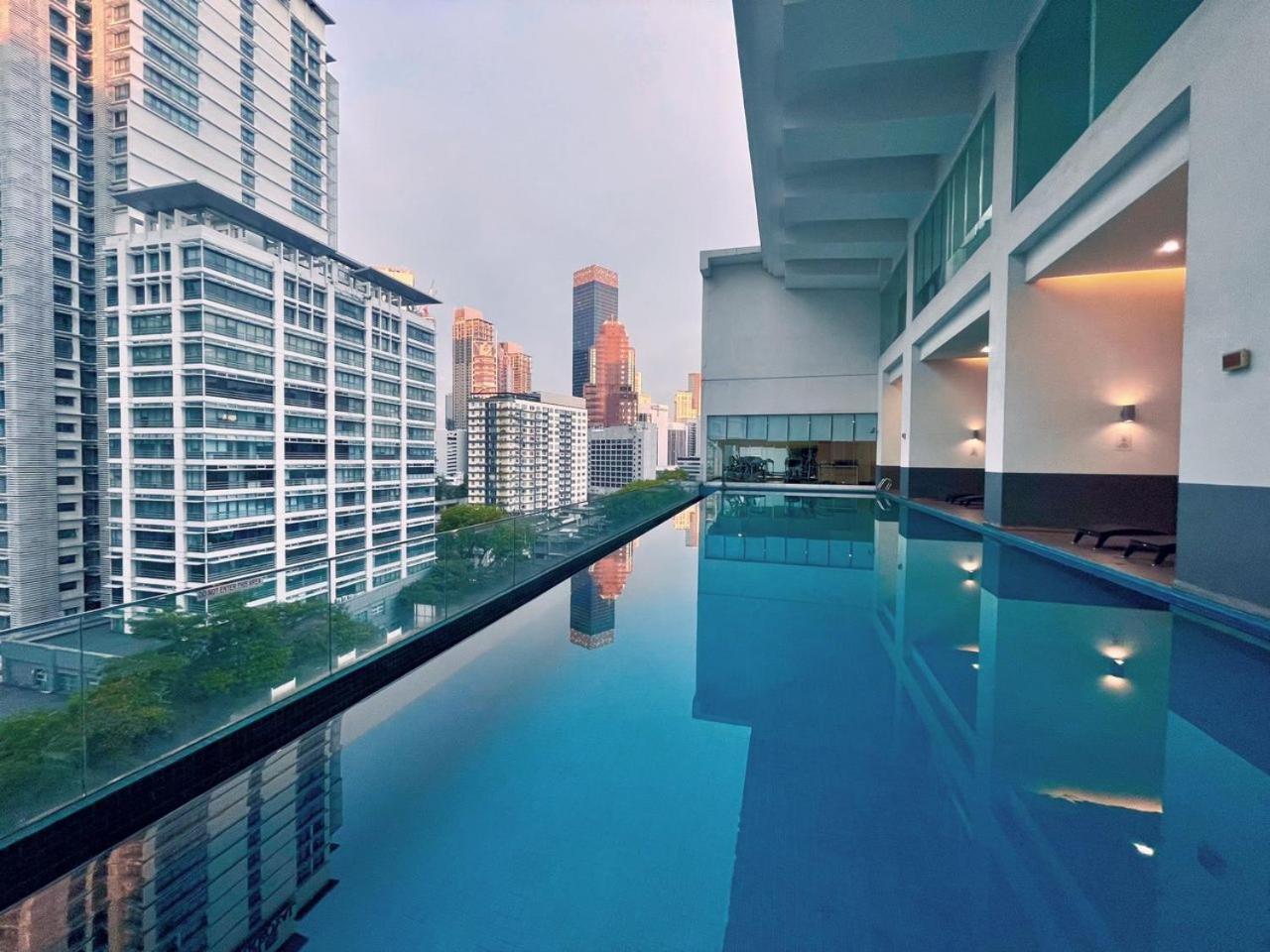 6pax Kl Pavilion At Bukit Bintang Netflix & Wifi