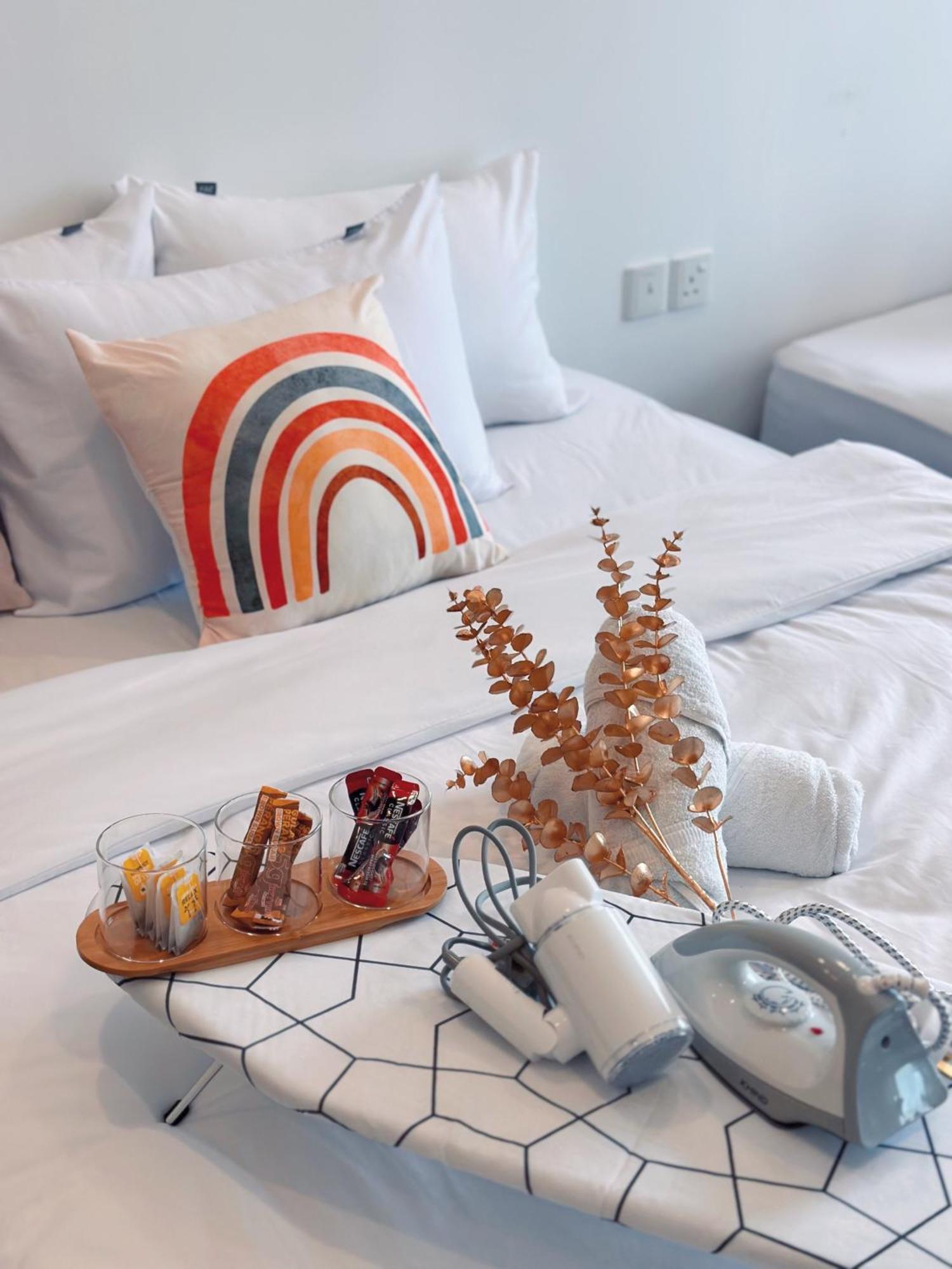 6pax Kl Pavilion At Bukit Bintang Netflix & Wifi Kuala Lumpur